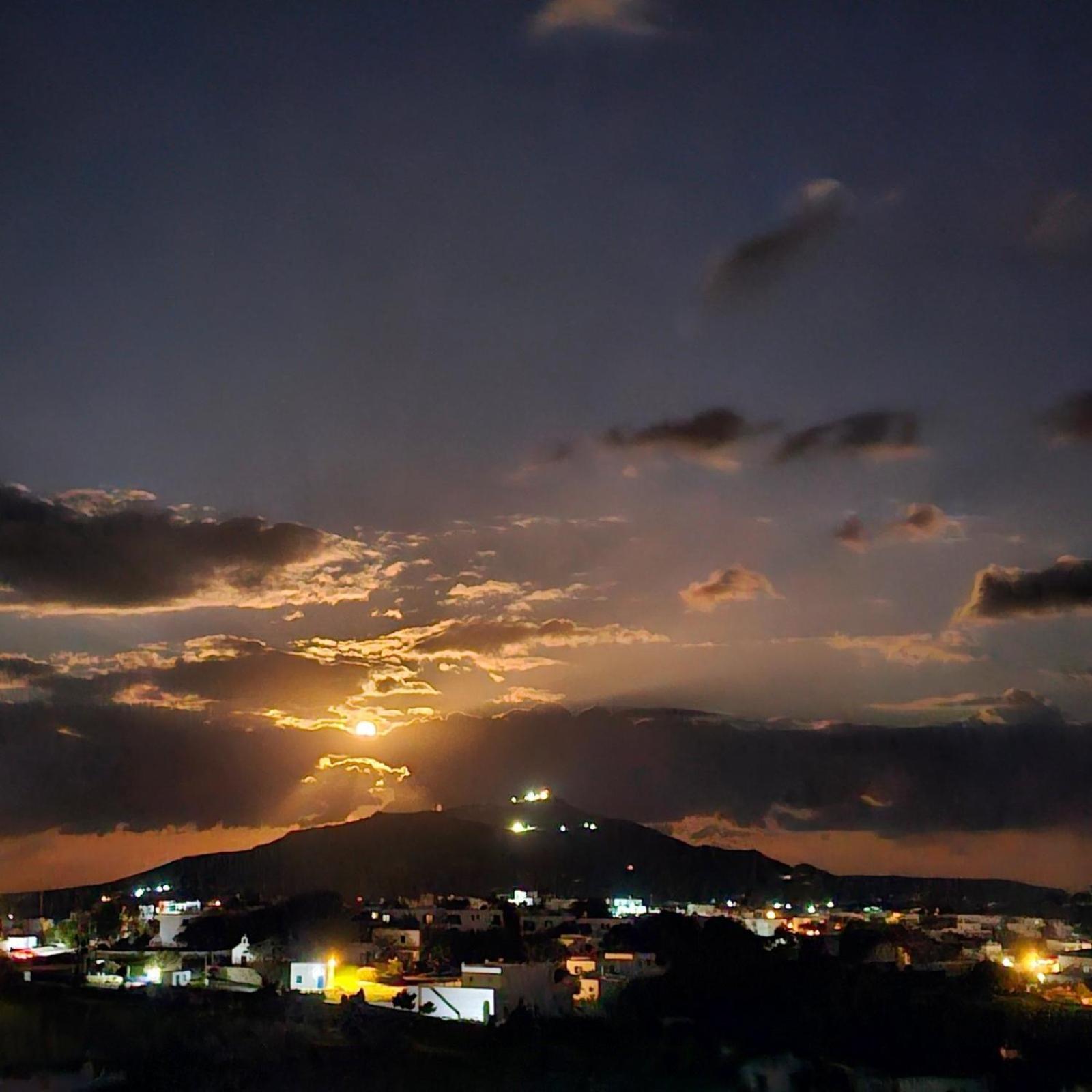 Mykonian Breeze Apartment Ano Mera Bagian luar foto